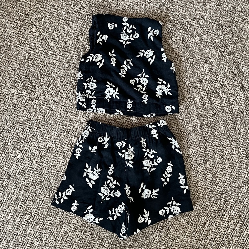 Abercrombie embroidered watching set - Picture 4 of 9